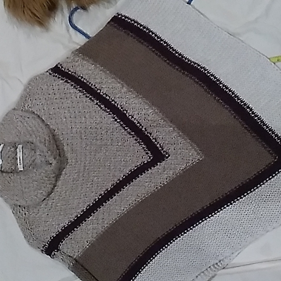 Old navy shades of brown knit poncho sz xs - Picture 6 of 7